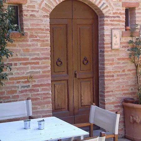 Montepulciano Typical Place 아파트